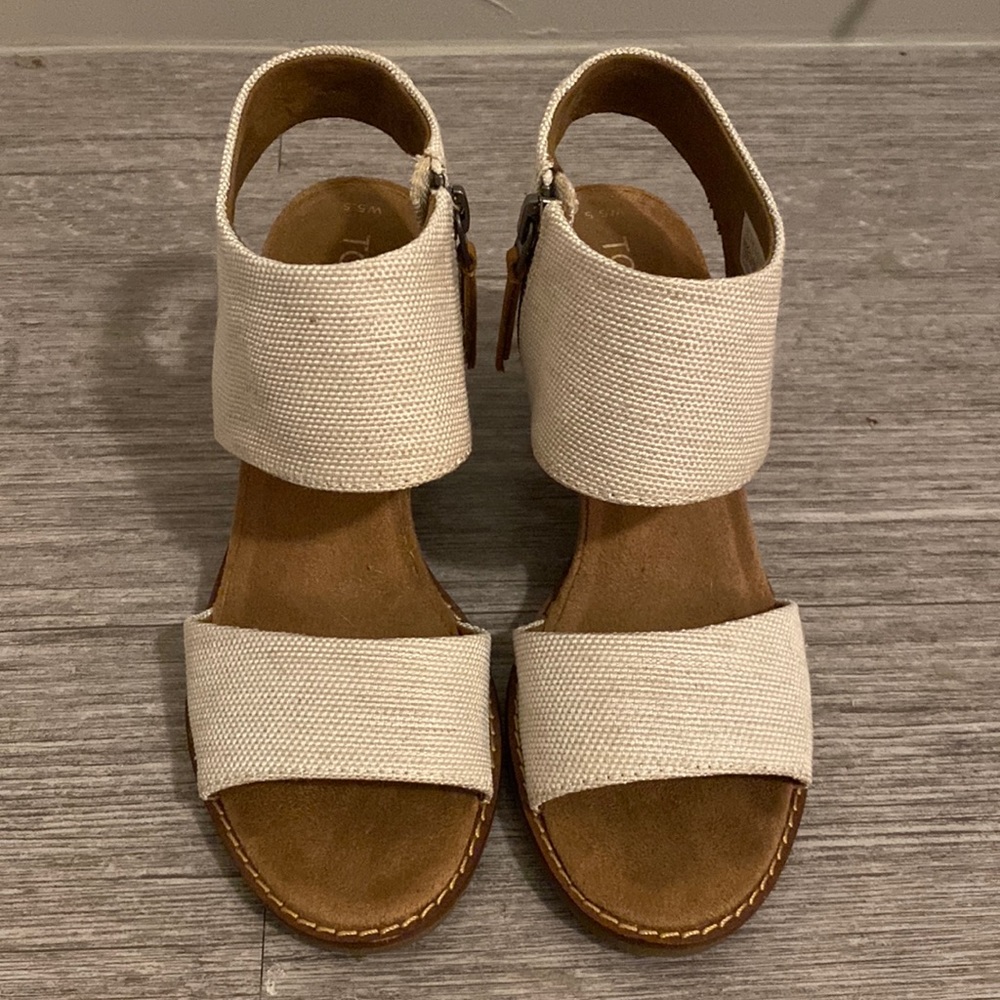 Toms White Canvas Heels